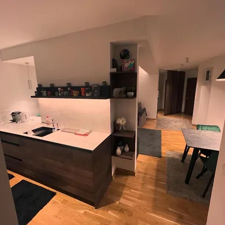 Penthouse Center Apartman
